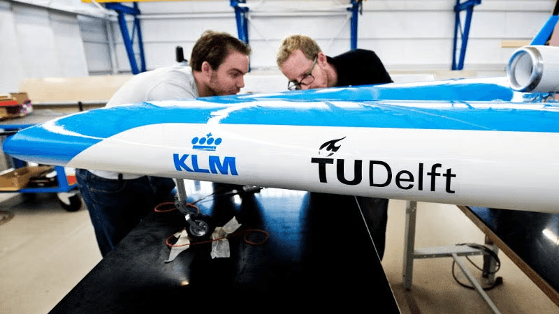 Inginerie AEROSPATIALA – TU DELFT – Fizica